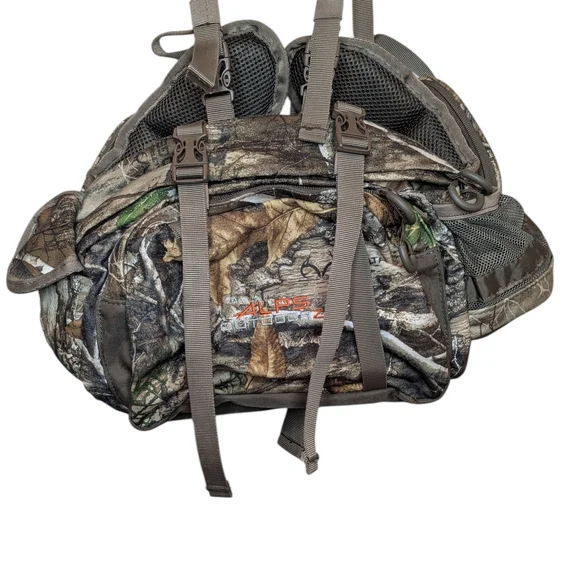 ALPS OutdoorZ Little Bear Hunting Lumbar Pack RT Edge Camo w/ Harness Used Once - Picture 9 of 16